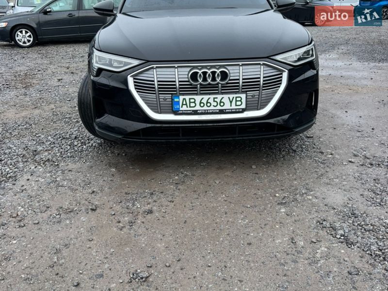 Позашляховик / Кросовер Audi e-tron 2020 в Вінниці фото 11 Позашляховик / Кросовер Audi e-tron 2020 в Вінниці