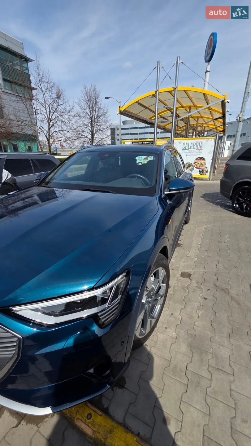 2019 Audi e-tron - мініатюра 22