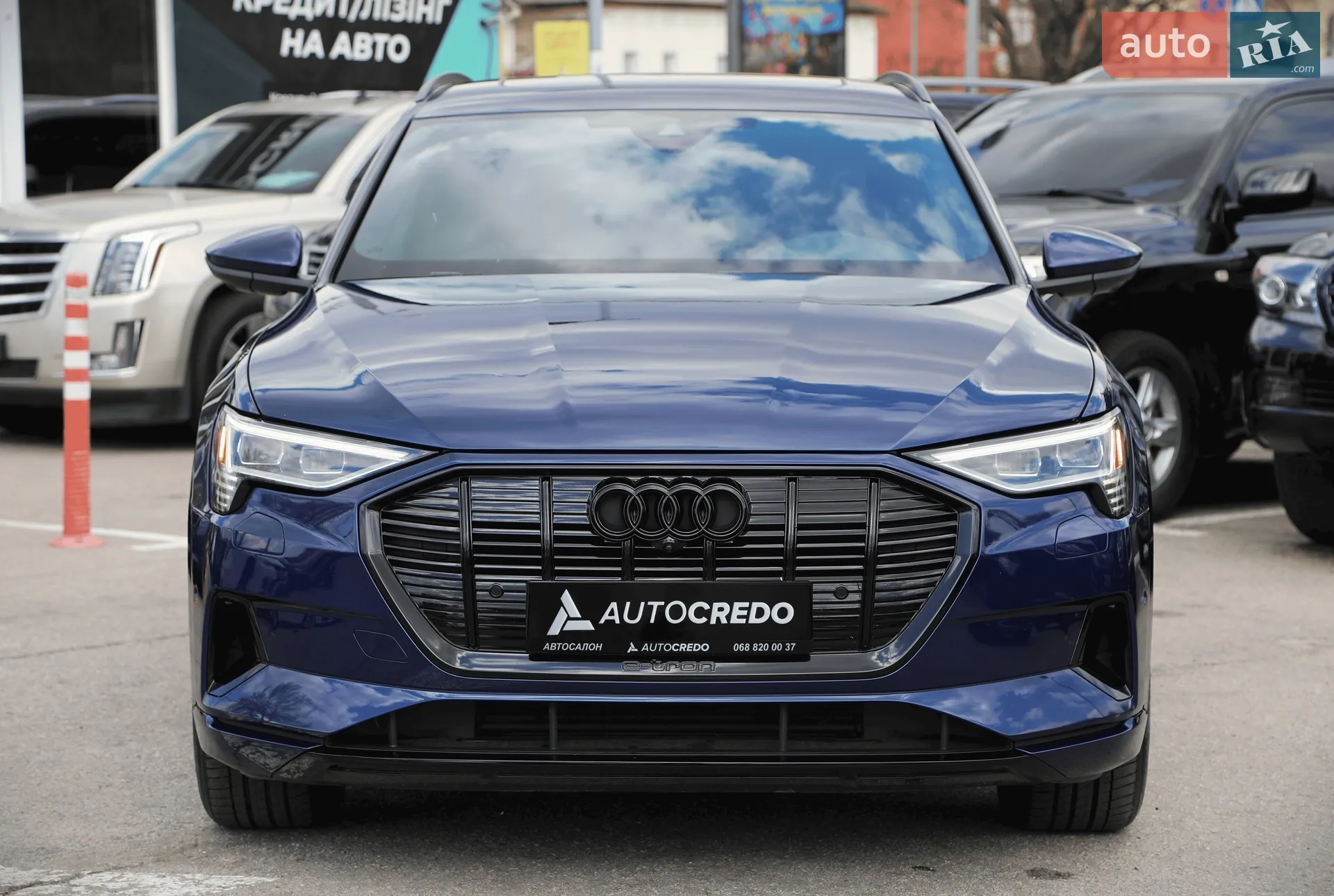 2022 Audi e-tron - мініатюра 2