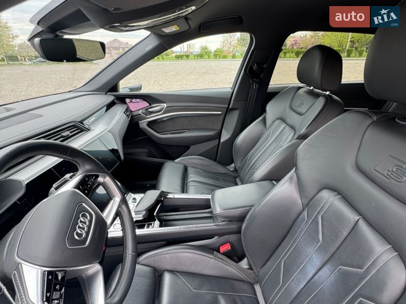Внедорожник / Кроссовер Audi e-tron 2020 в Ужгороде фото 15 Внедорожник / Кроссовер Audi e-tron 2020 в Ужгороде