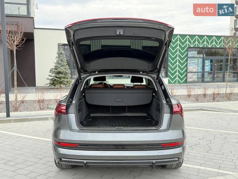Внедорожник / Кроссовер Audi e-tron 2021 в Городке