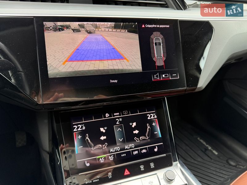 Внедорожник / Кроссовер Audi e-tron 2021 в Городке