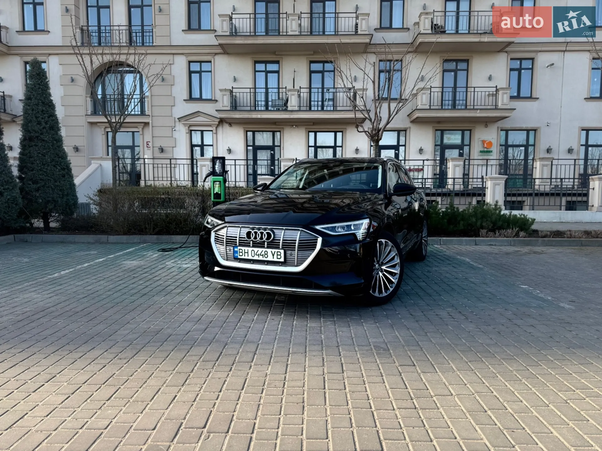 2019 Audi e-tron - мініатюра 3