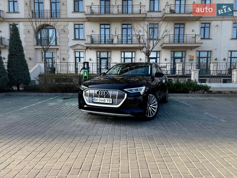 Внедорожник / Кроссовер Audi e-tron 2019 в Одессе