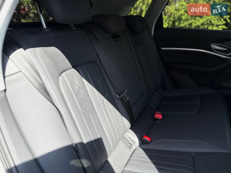 Внедорожник / Кроссовер Audi e-tron 2020 в Тернополе