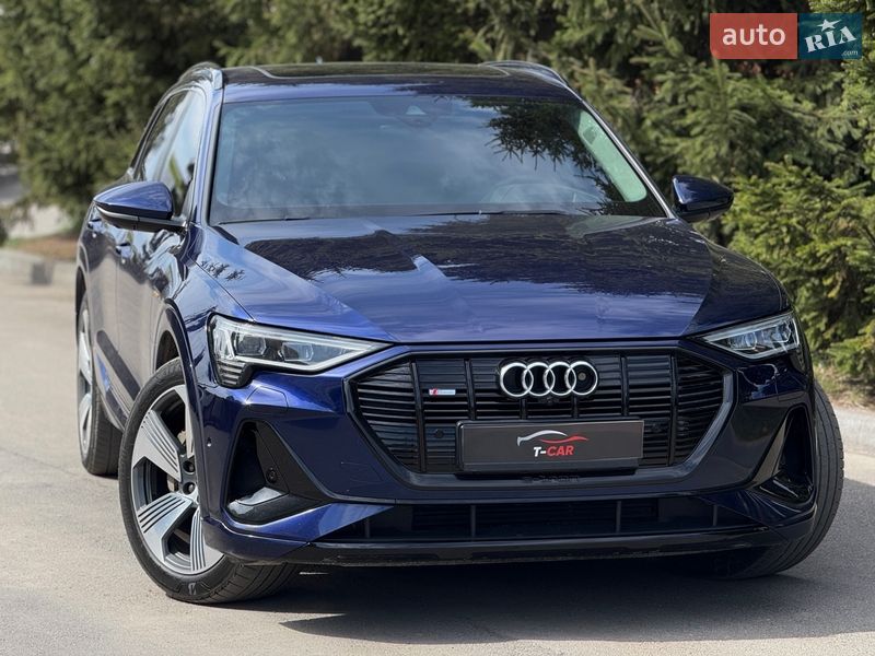 Внедорожник / Кроссовер Audi e-tron 2020 в Тернополе