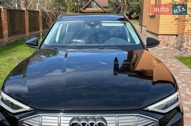 Внедорожник / Кроссовер Audi e-tron 2019 в Киеве