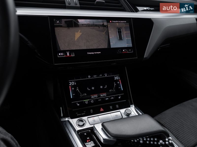 Позашляховик / Кросовер Audi e-tron 2021 в Львові