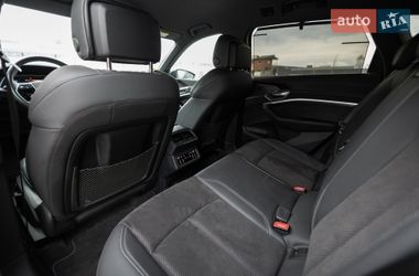 Внедорожник / Кроссовер Audi e-tron 2021 в Львове