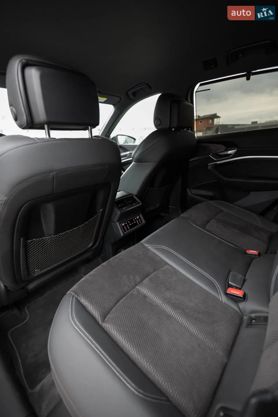 2021 Audi e-tron - мініатюра 34