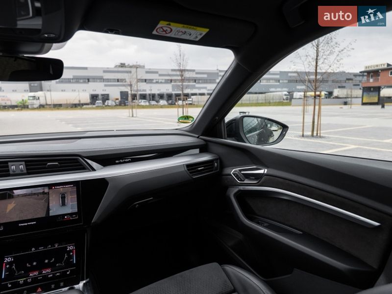 Позашляховик / Кросовер Audi e-tron 2021 в Львові