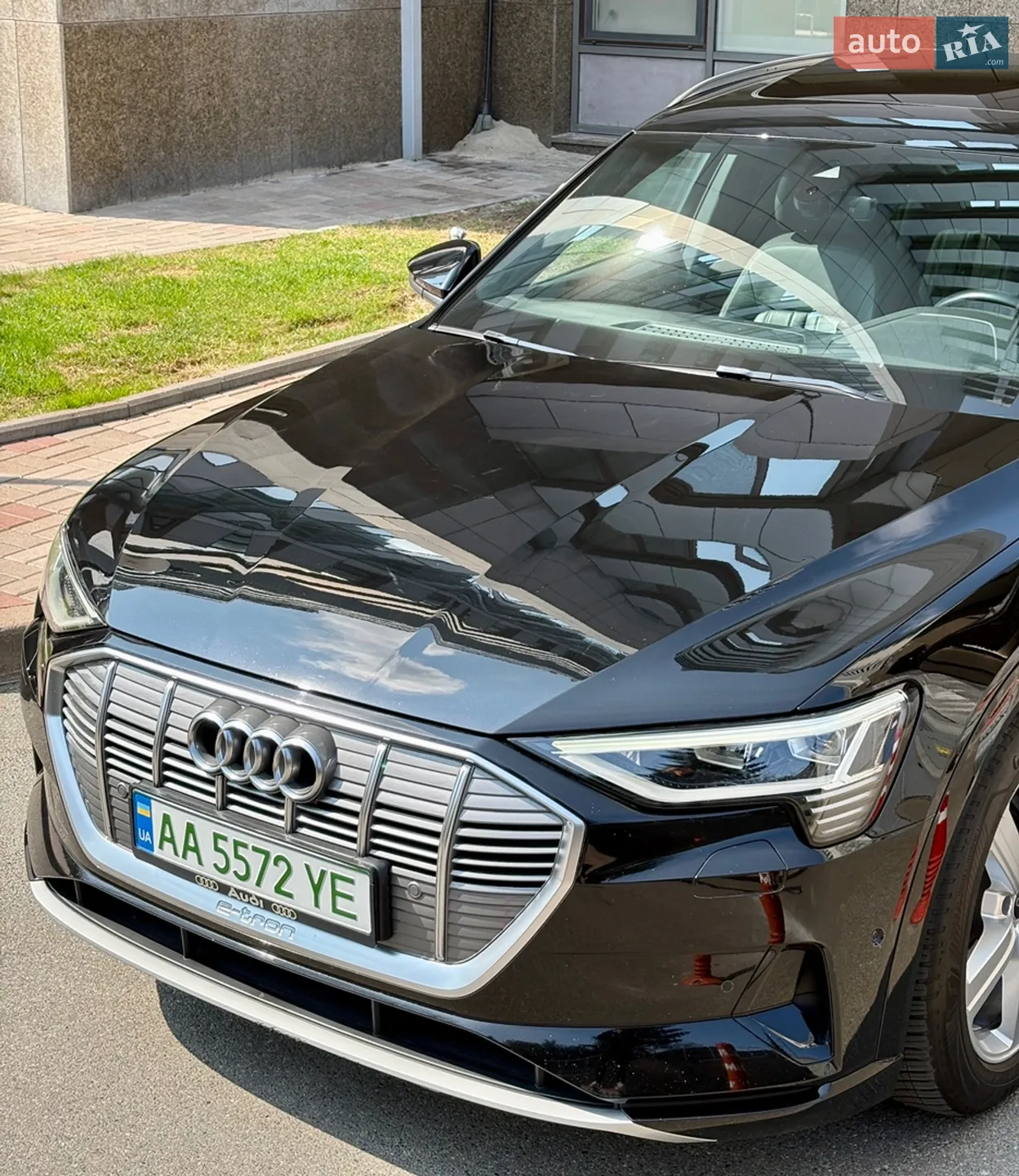 2020 Audi e-tron - мініатюра 16