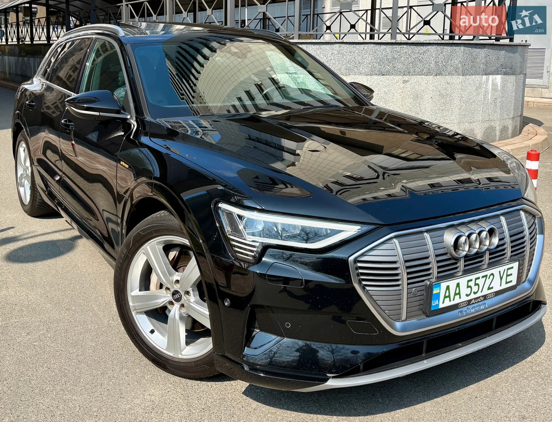 2020 Audi e-tron - мініатюра 5