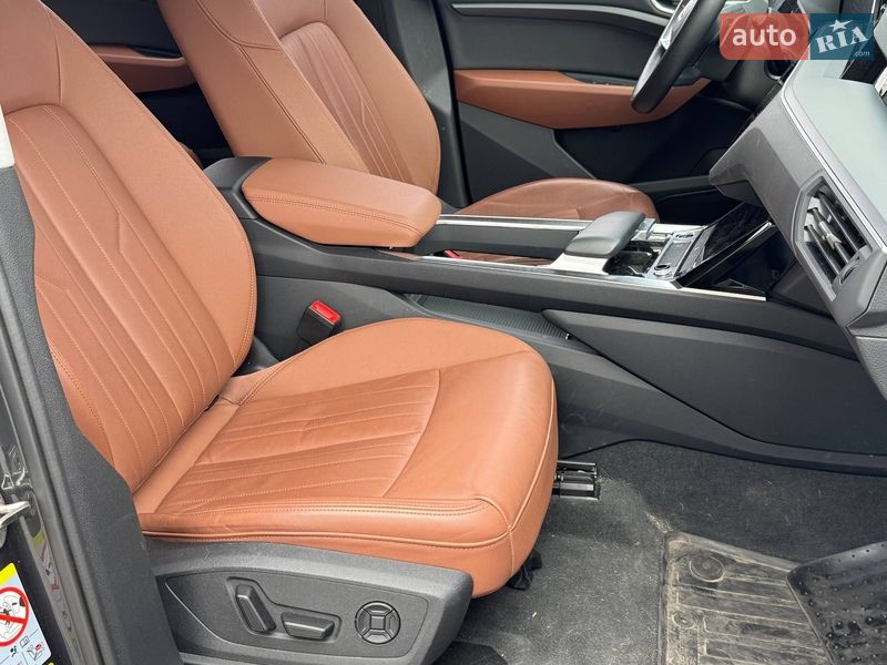 Внедорожник / Кроссовер Audi e-tron 2022 в Киеве
