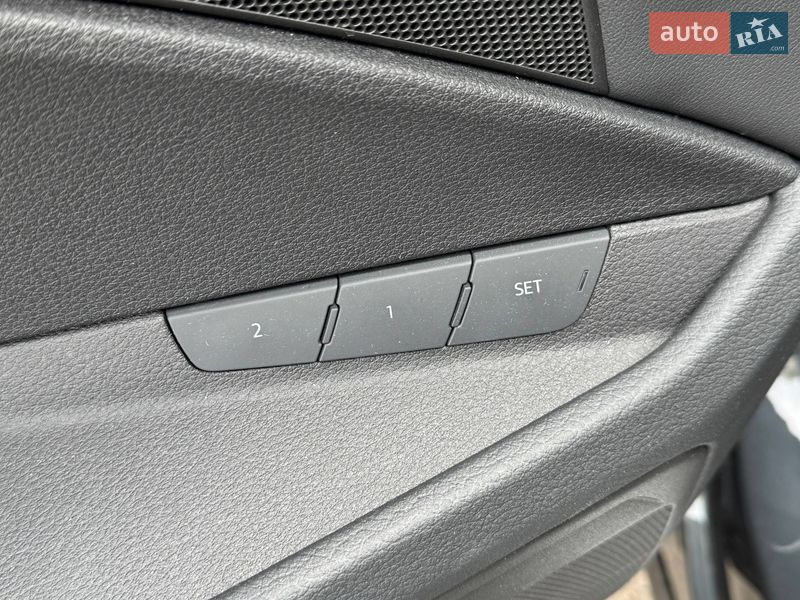 Внедорожник / Кроссовер Audi e-tron 2022 в Киеве