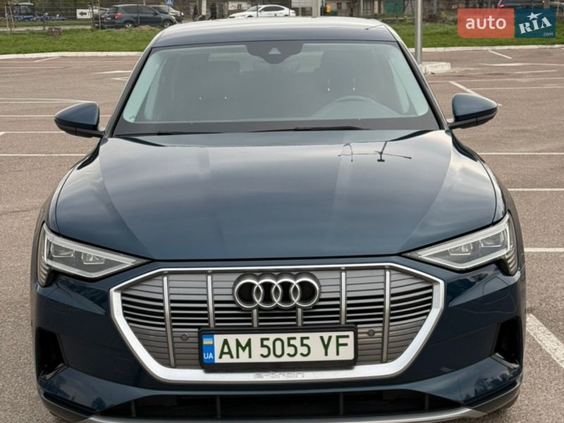 Внедорожник / Кроссовер Audi e-tron 2021 в Житомире