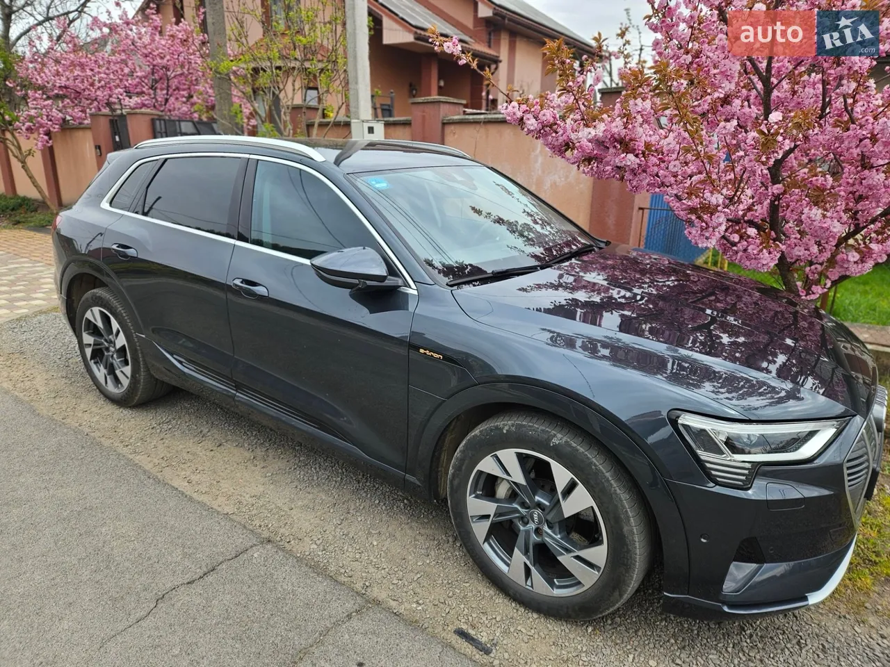 2020 Audi e-tron - мініатюра 14