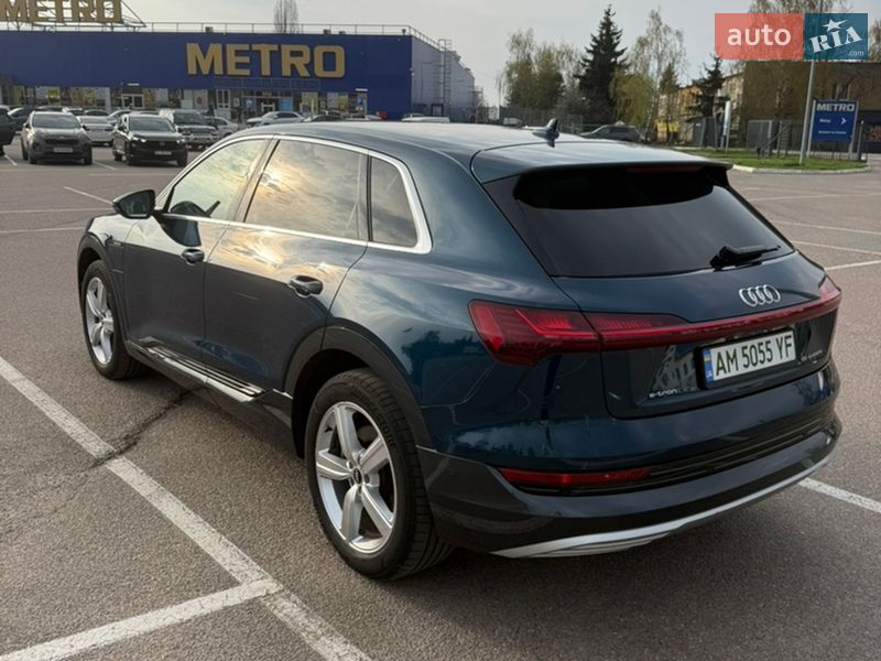 Внедорожник / Кроссовер Audi e-tron 2021 в Житомире
