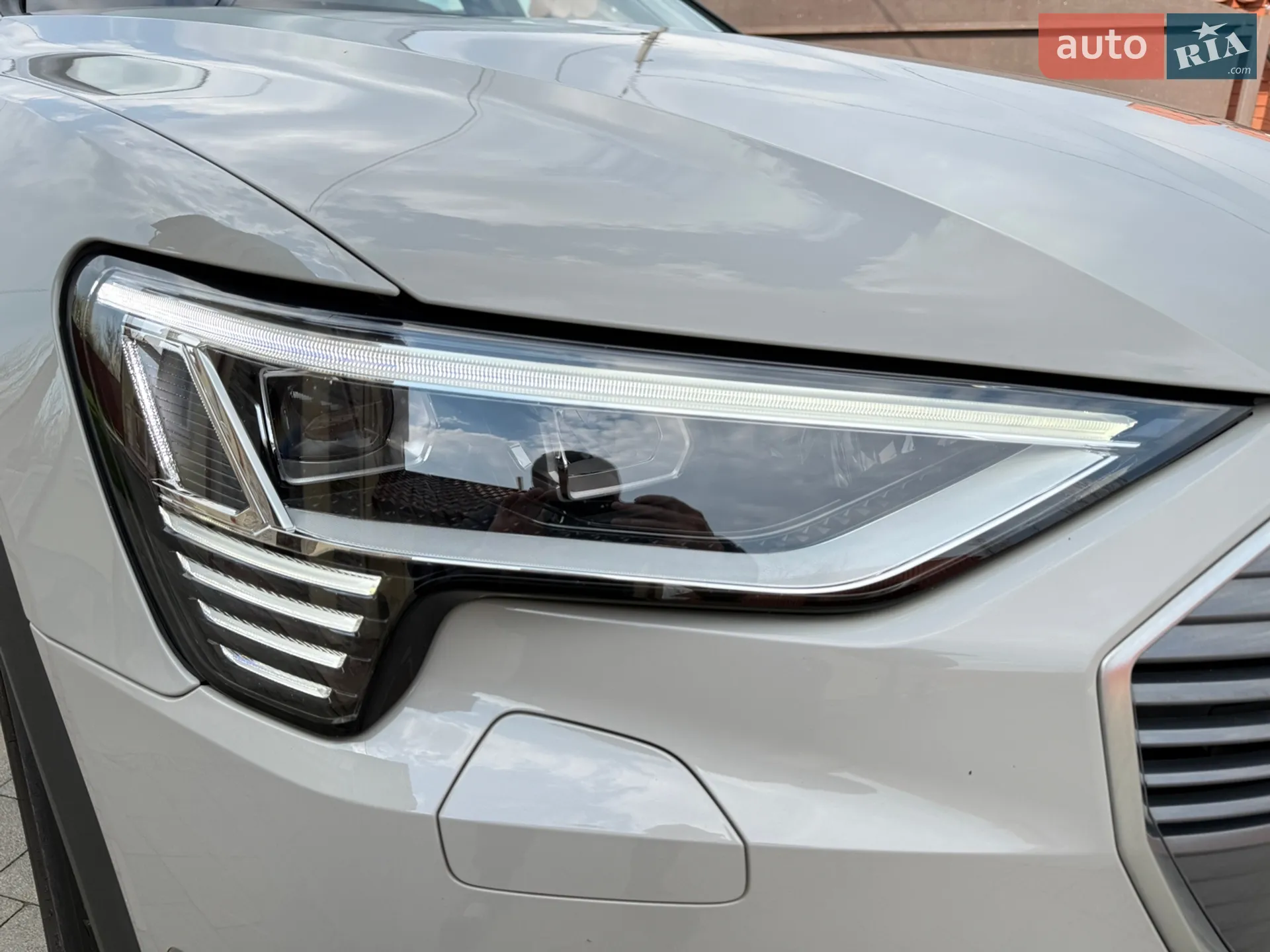 2020 Audi e-tron - мініатюра 5