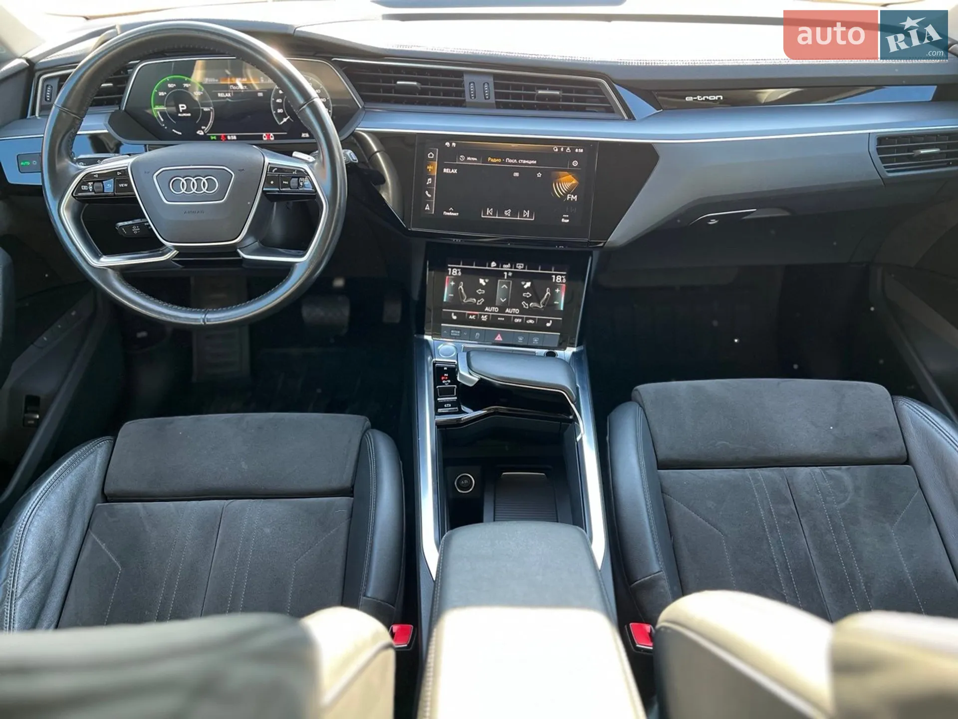 2020 Audi e-tron - мініатюра 10