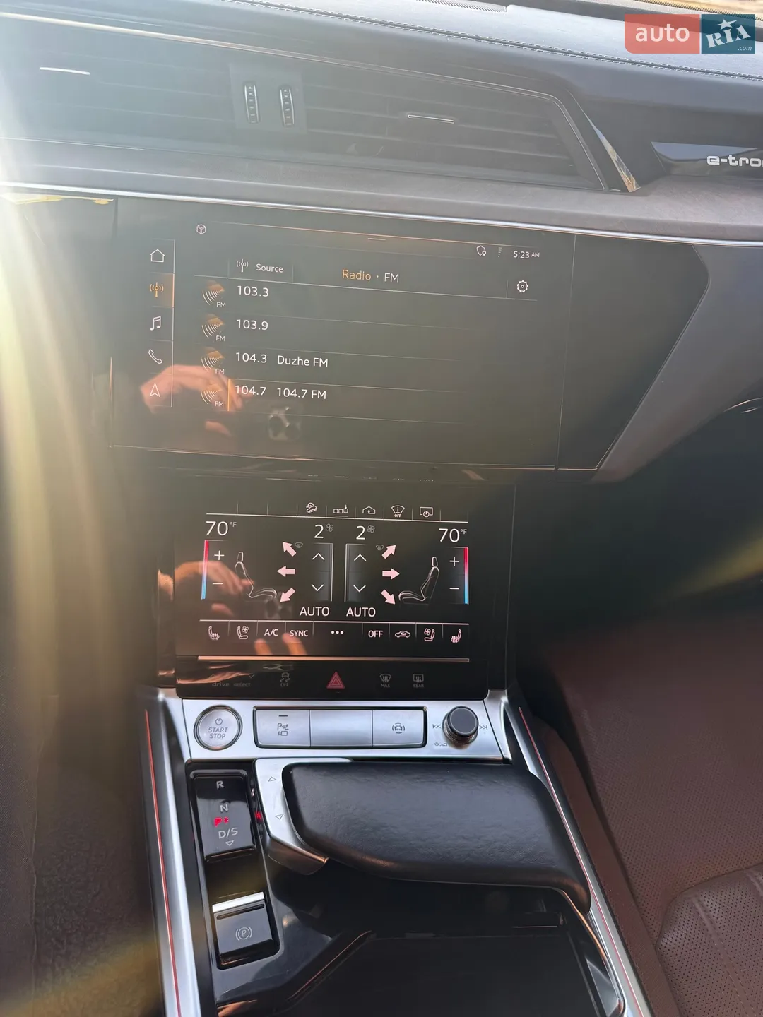 2019 Audi e-tron - мініатюра 32