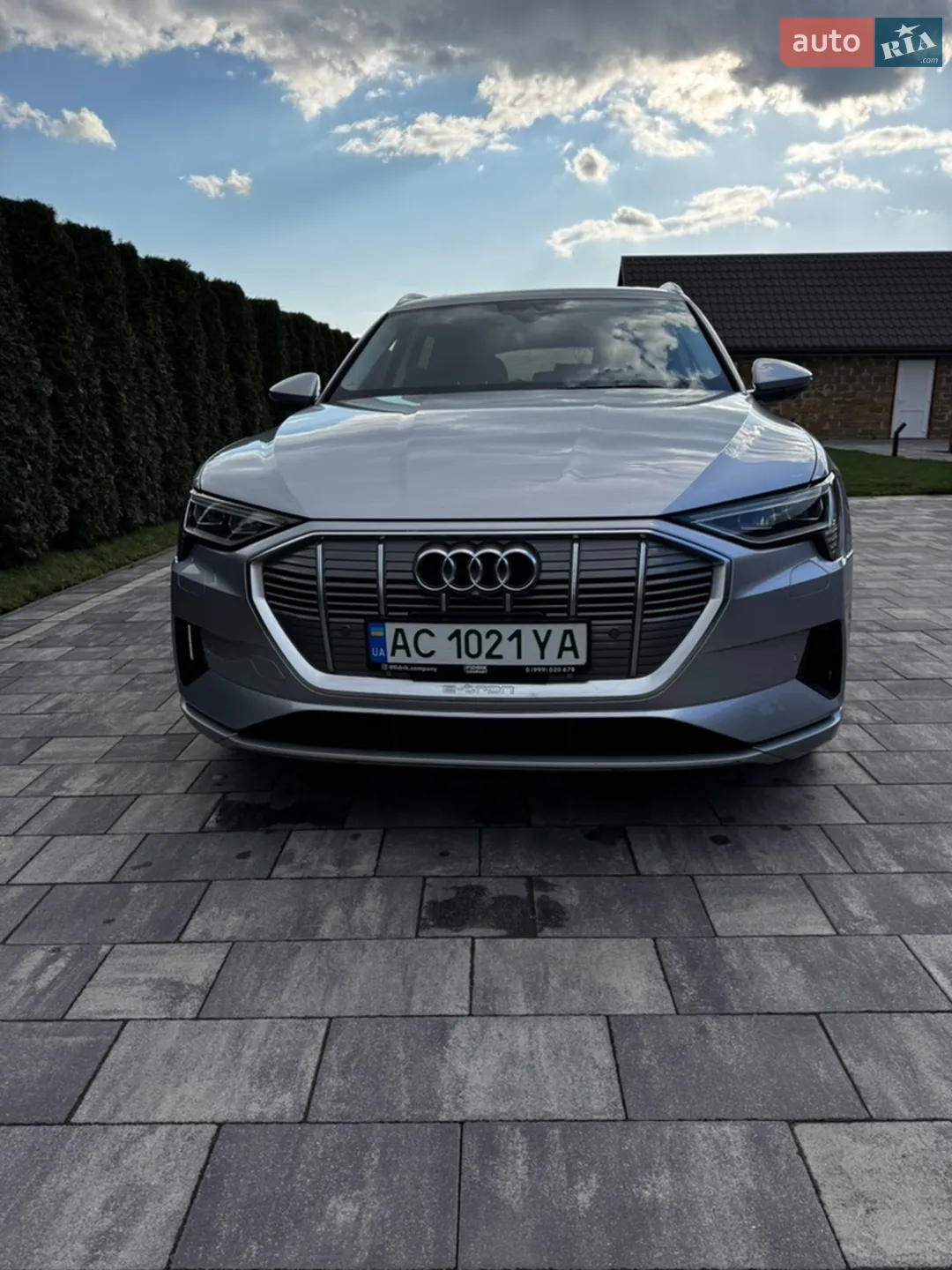 2019 Audi e-tron - мініатюра 16