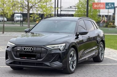 Внедорожник / Кроссовер Audi e-tron 2019 в Мукачево
