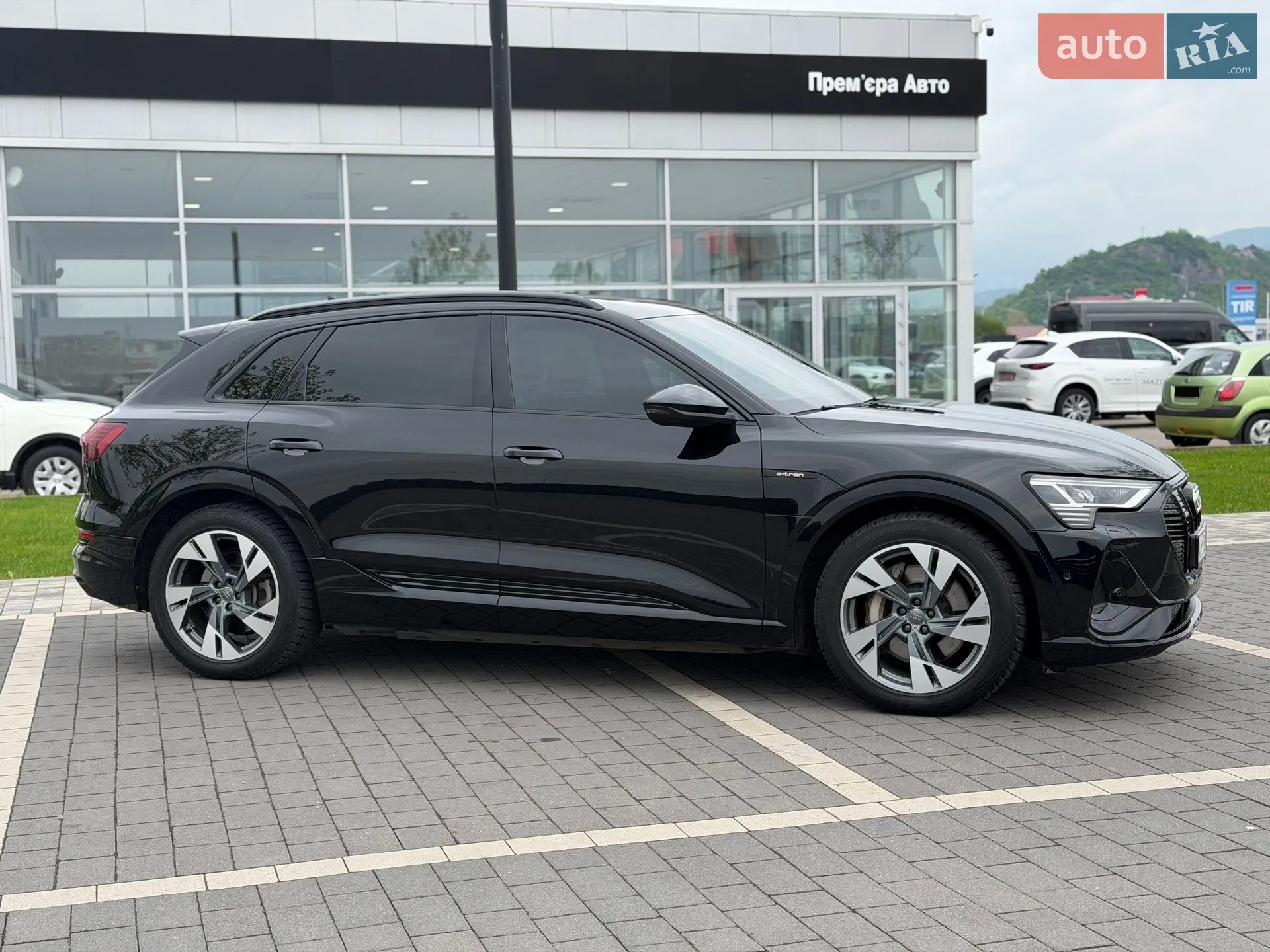 2019 Audi e-tron - мініатюра 7