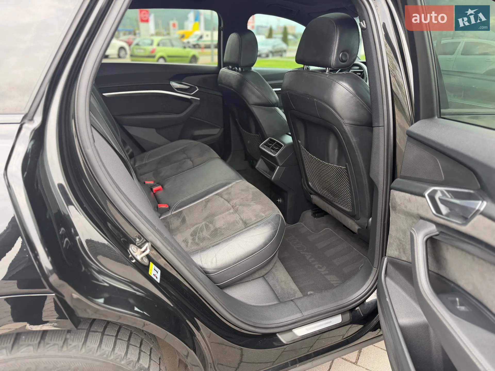 2019 Audi e-tron - мініатюра 39