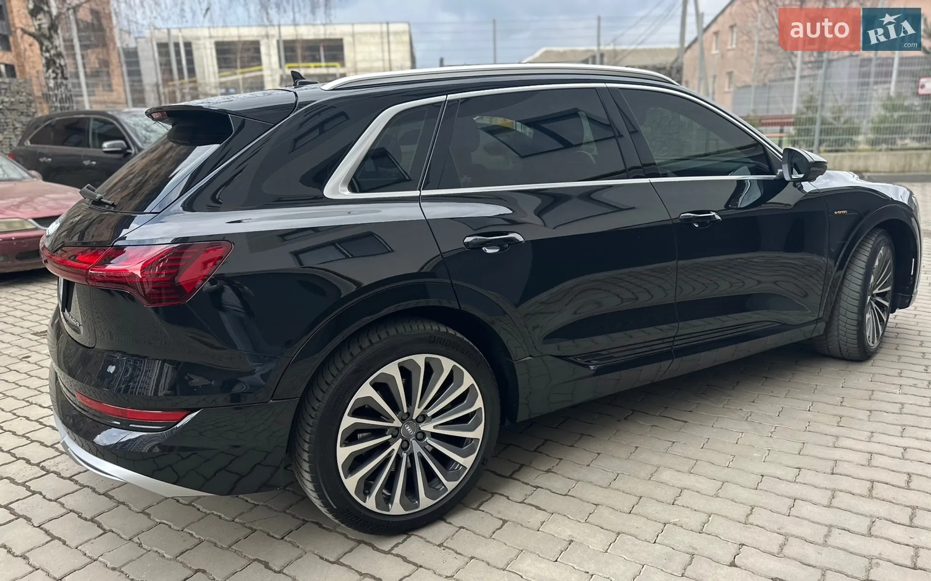 2020 Audi e-tron - мініатюра 6