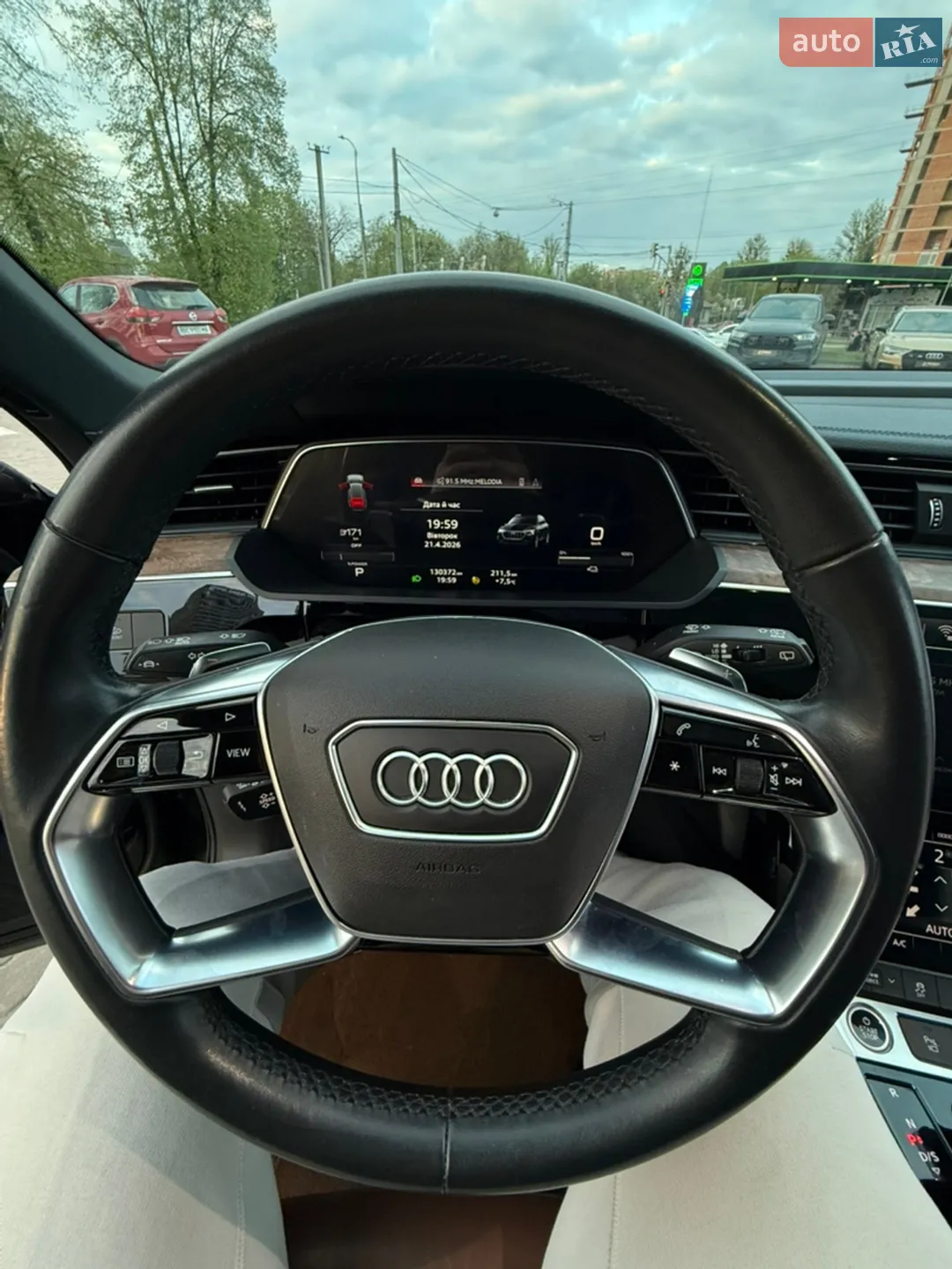 2022 Audi e-tron - мініатюра 4
