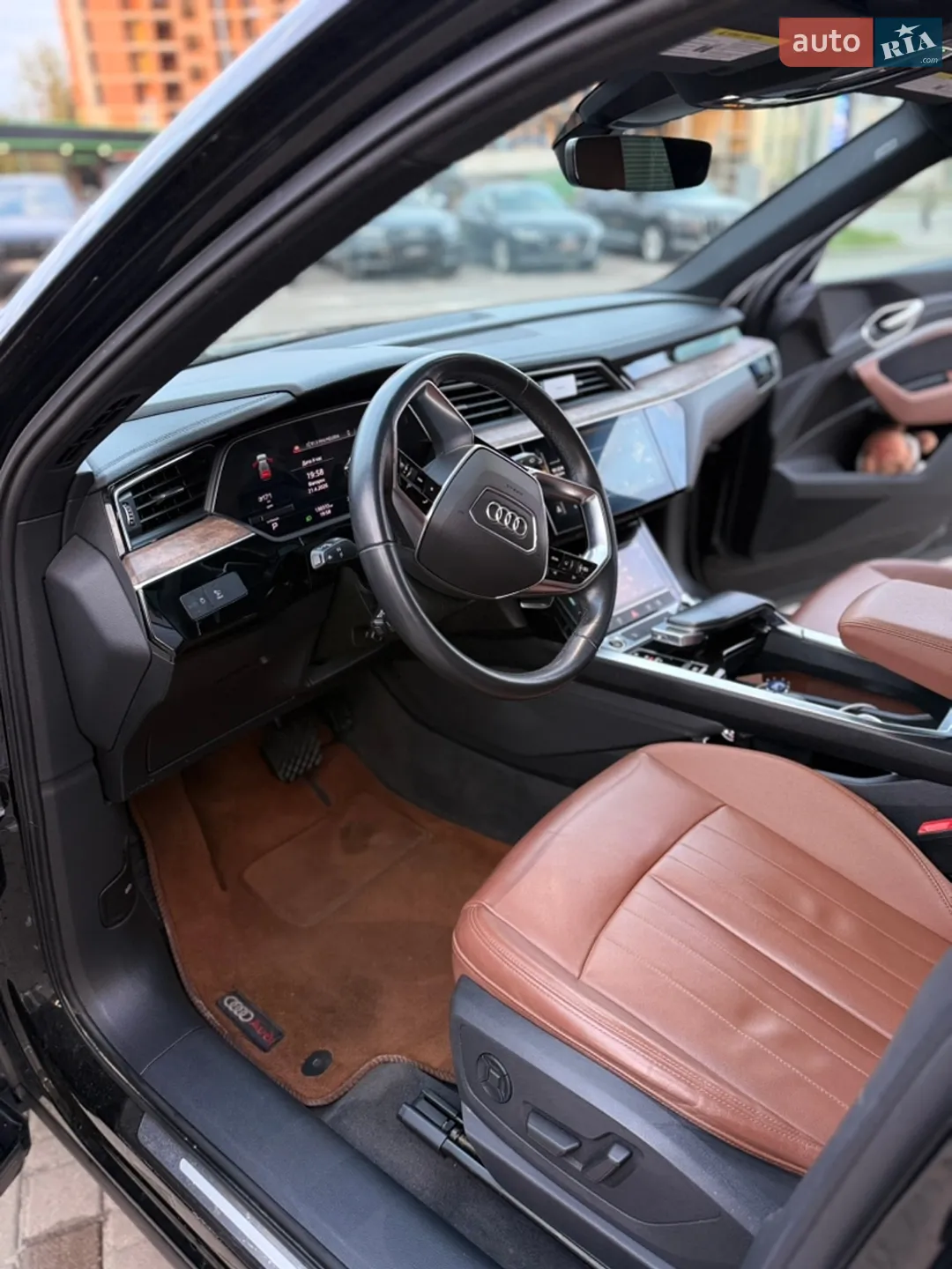 2022 Audi e-tron - мініатюра 11
