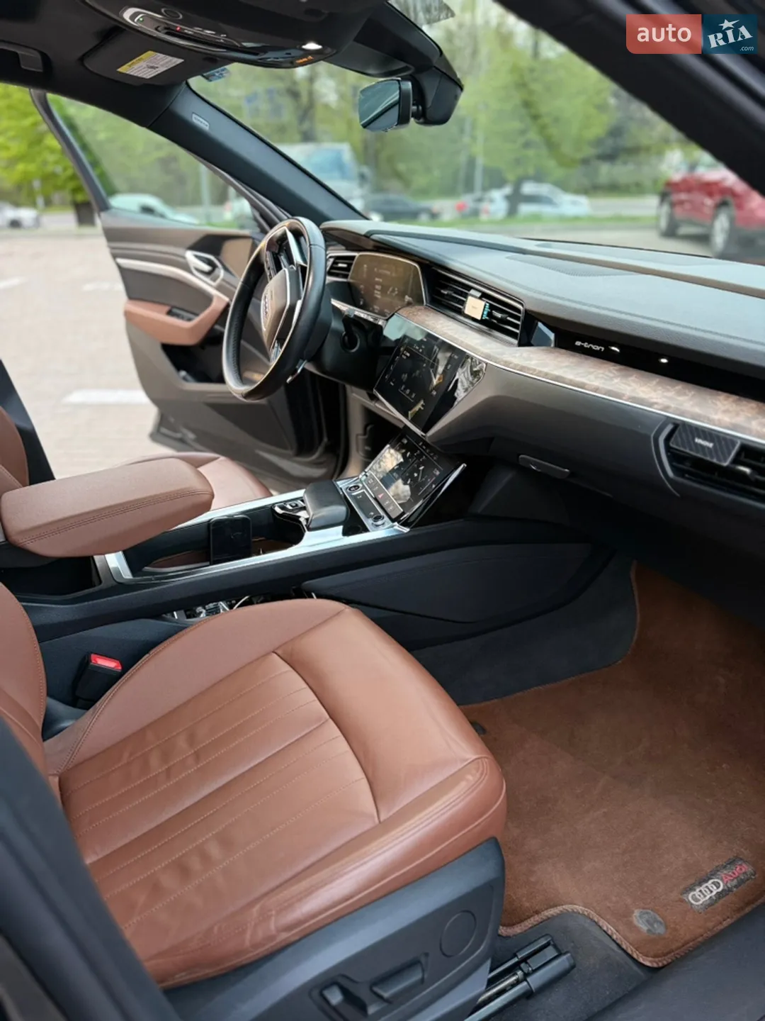 2022 Audi e-tron - мініатюра 12