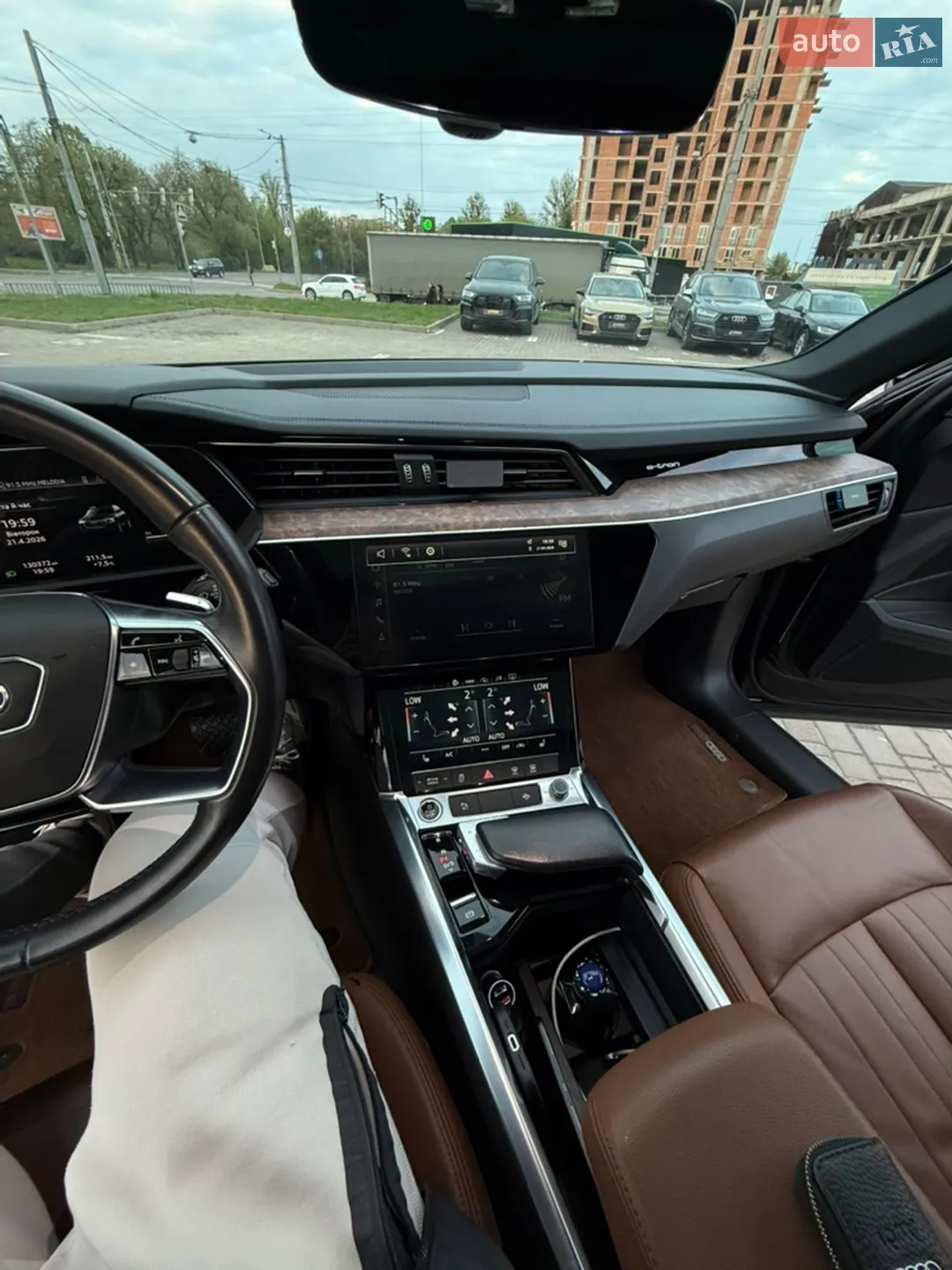 2022 Audi e-tron - мініатюра 14