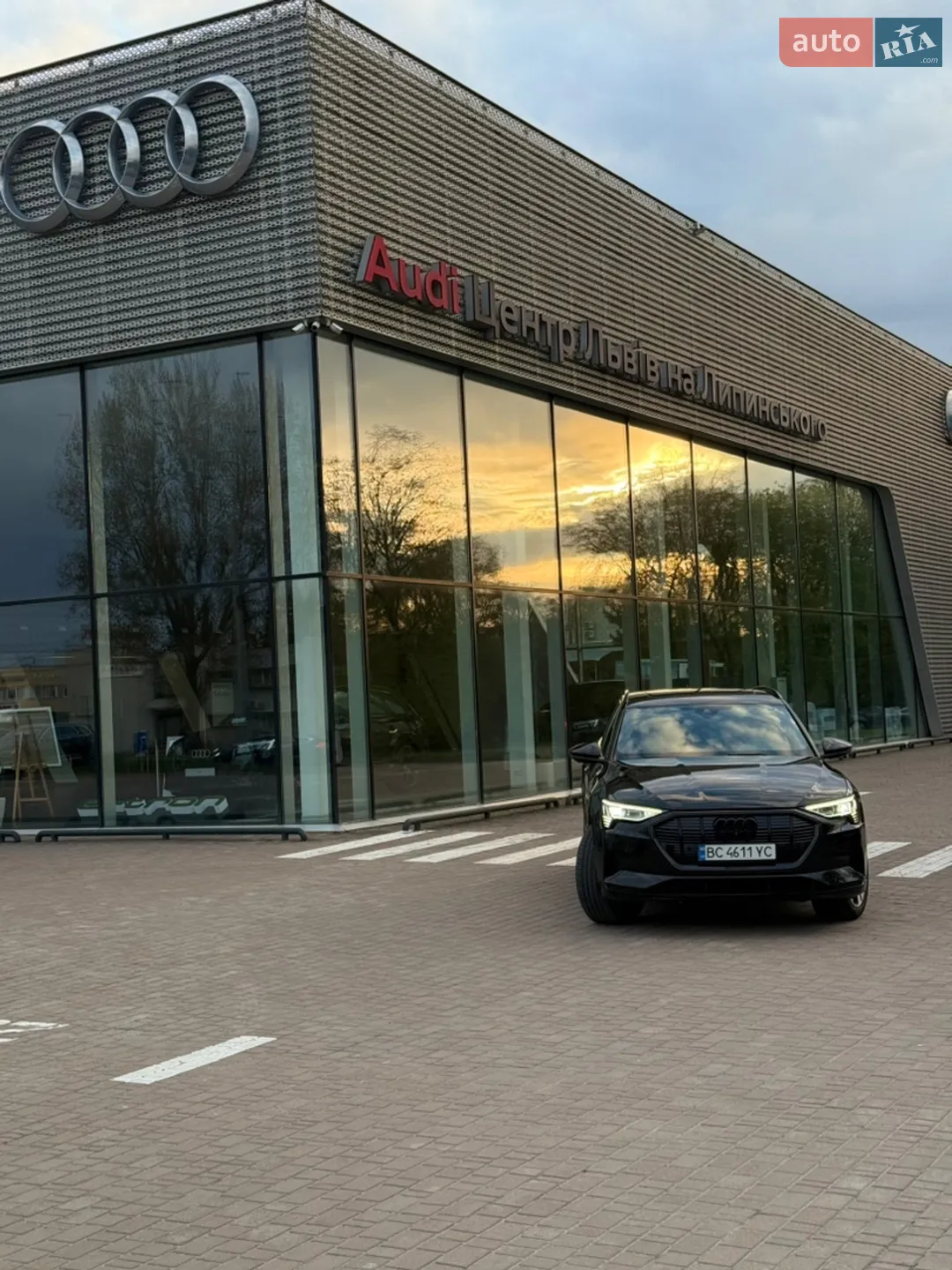 2022 Audi e-tron - мініатюра 13