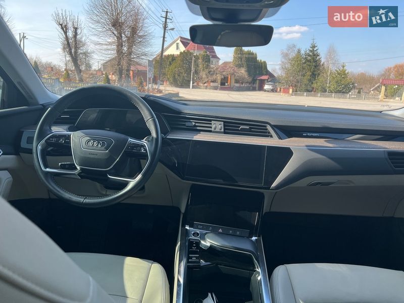 Внедорожник / Кроссовер Audi e-tron 2020 в Виннице