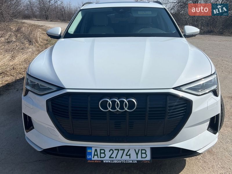 Внедорожник / Кроссовер Audi e-tron 2020 в Виннице