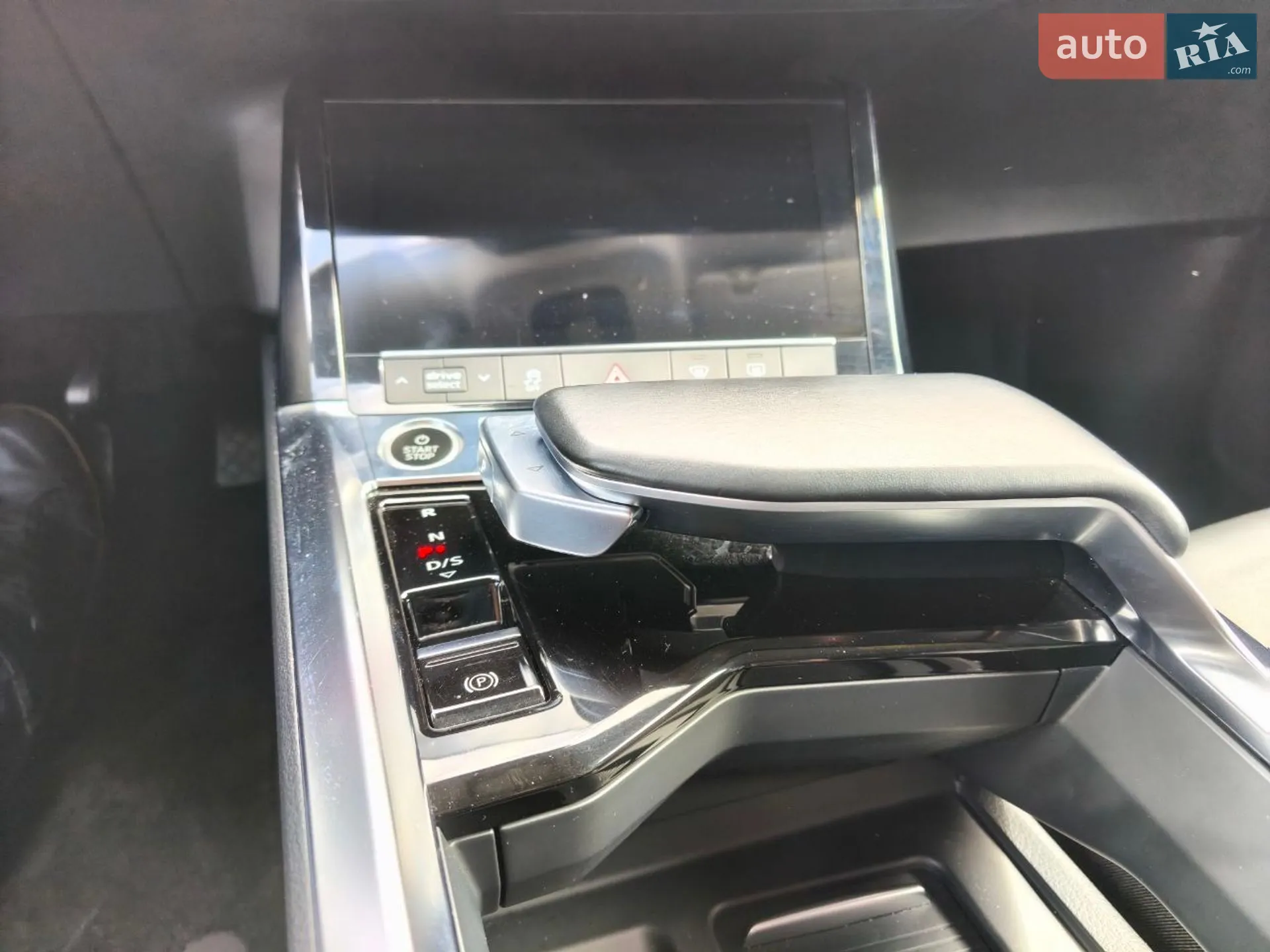 2021 Audi e-tron - мініатюра 16