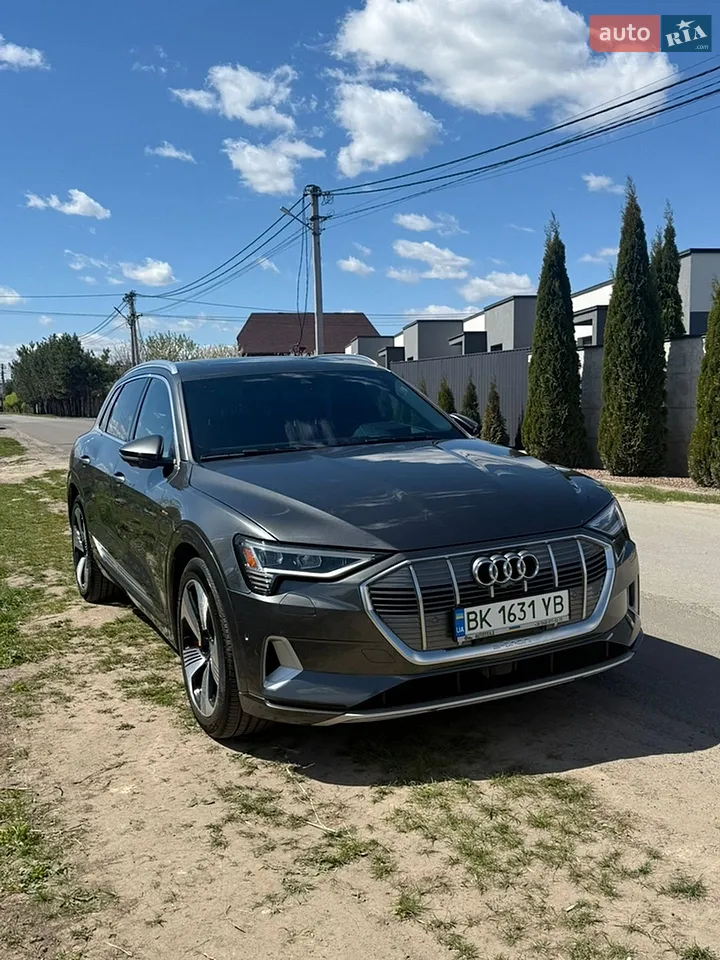 2020 Audi e-tron - мініатюра 21
