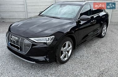 Внедорожник / Кроссовер Audi e-tron 2020 в Киеве
