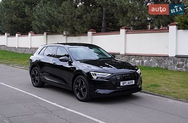 Внедорожник / Кроссовер Audi e-tron 2022 в Киеве