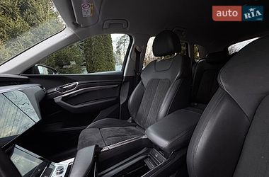 Внедорожник / Кроссовер Audi e-tron 2022 в Киеве