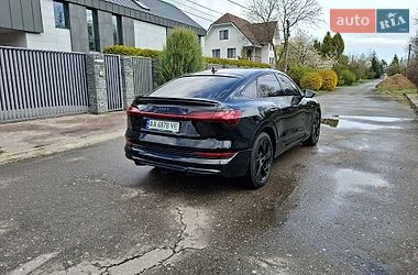 Внедорожник / Кроссовер Audi e-tron 2021 в Киеве
