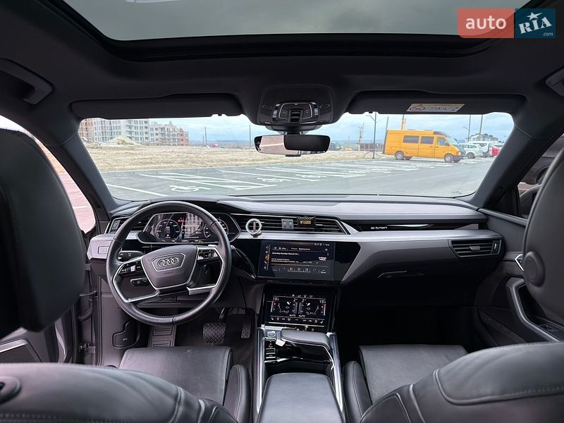 Внедорожник / Кроссовер Audi e-tron 2019 в Ровно