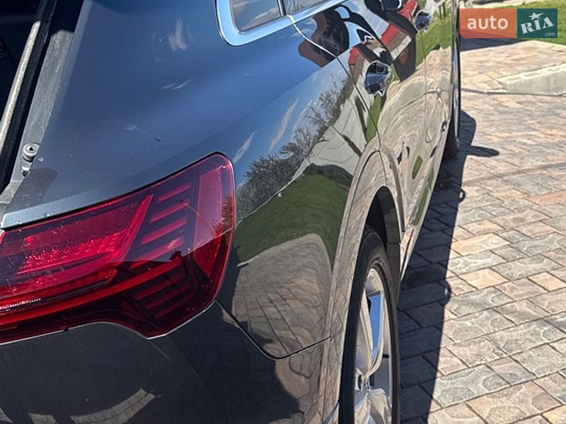 Внедорожник / Кроссовер Audi e-tron 2019 в Ровно