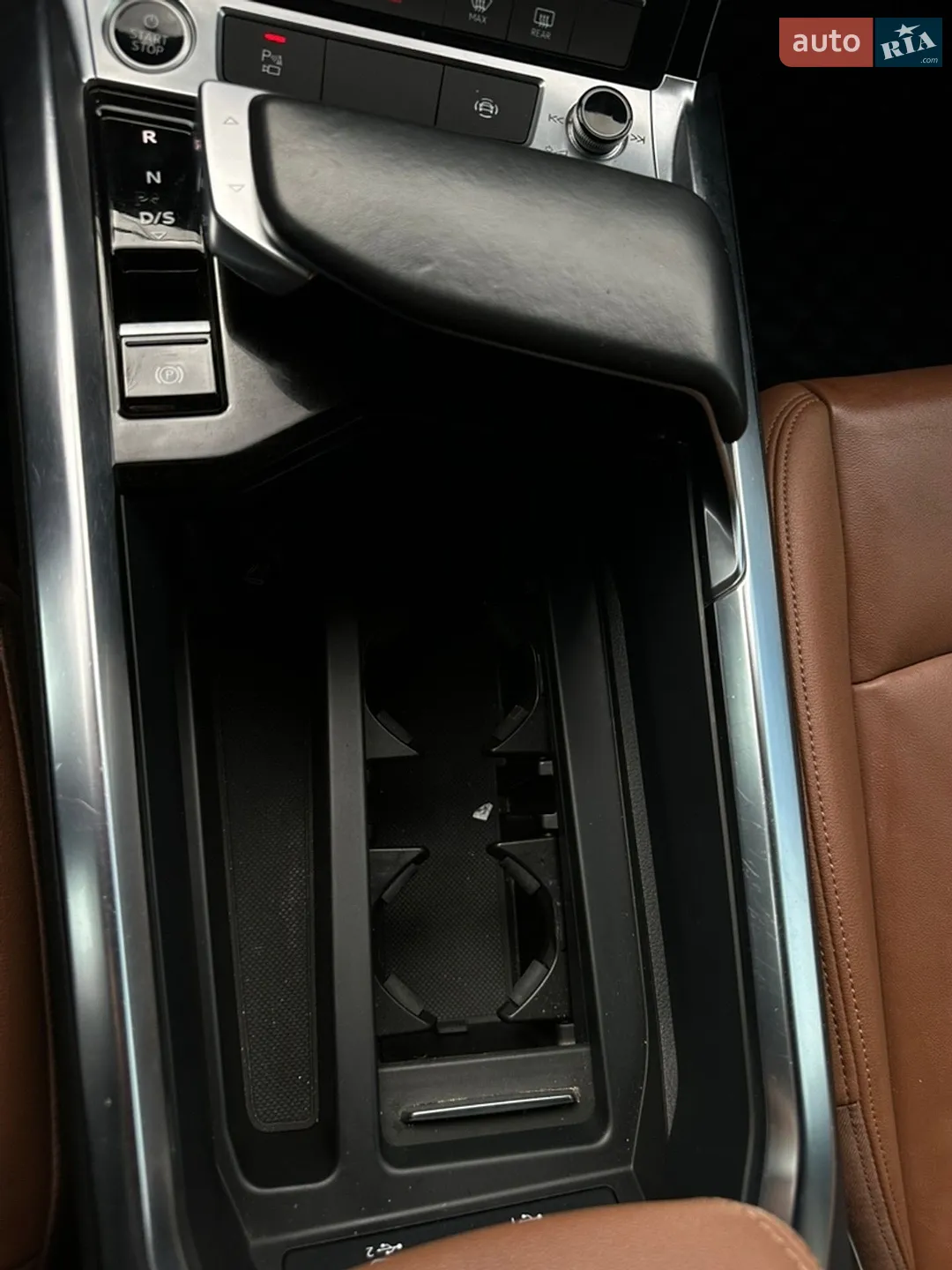 Audi e-tron 2022 VIN WA1AAAGE2NB028512 фото оголошення 23 з 39