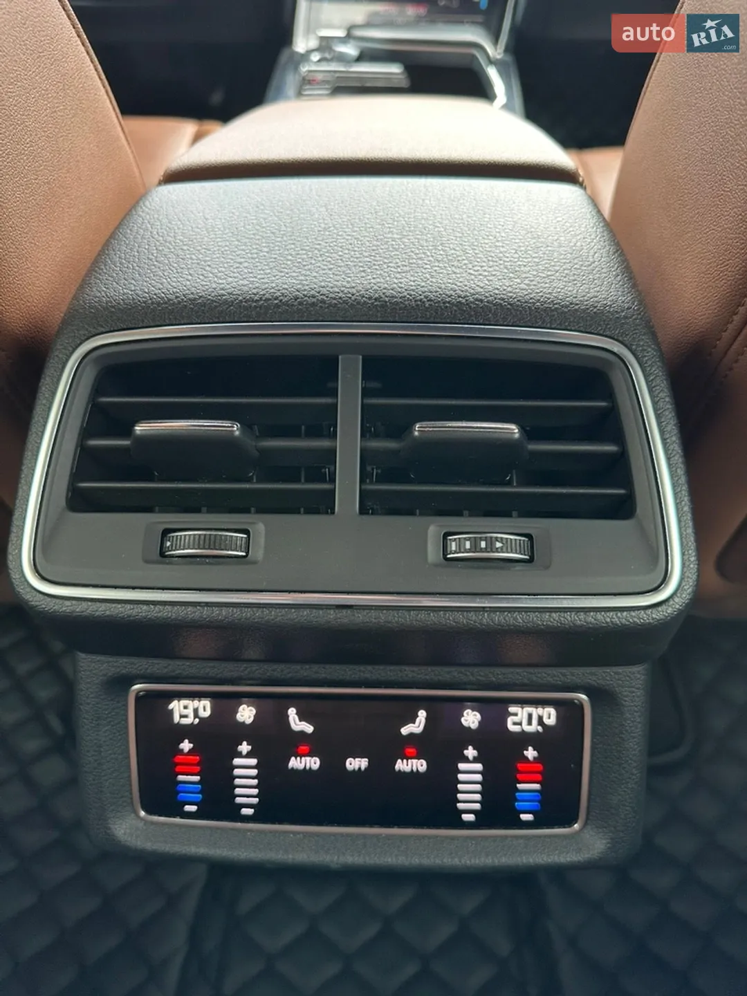 Audi e-tron 2022 VIN WA1AAAGE2NB028512 фото оголошення 28 з 39