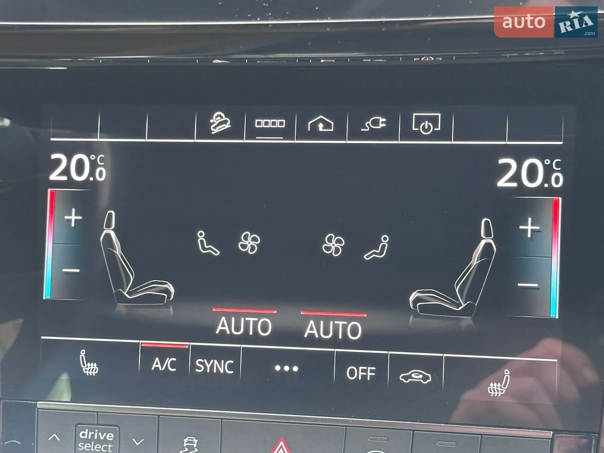 2022 Audi e-tron - мініатюра 32