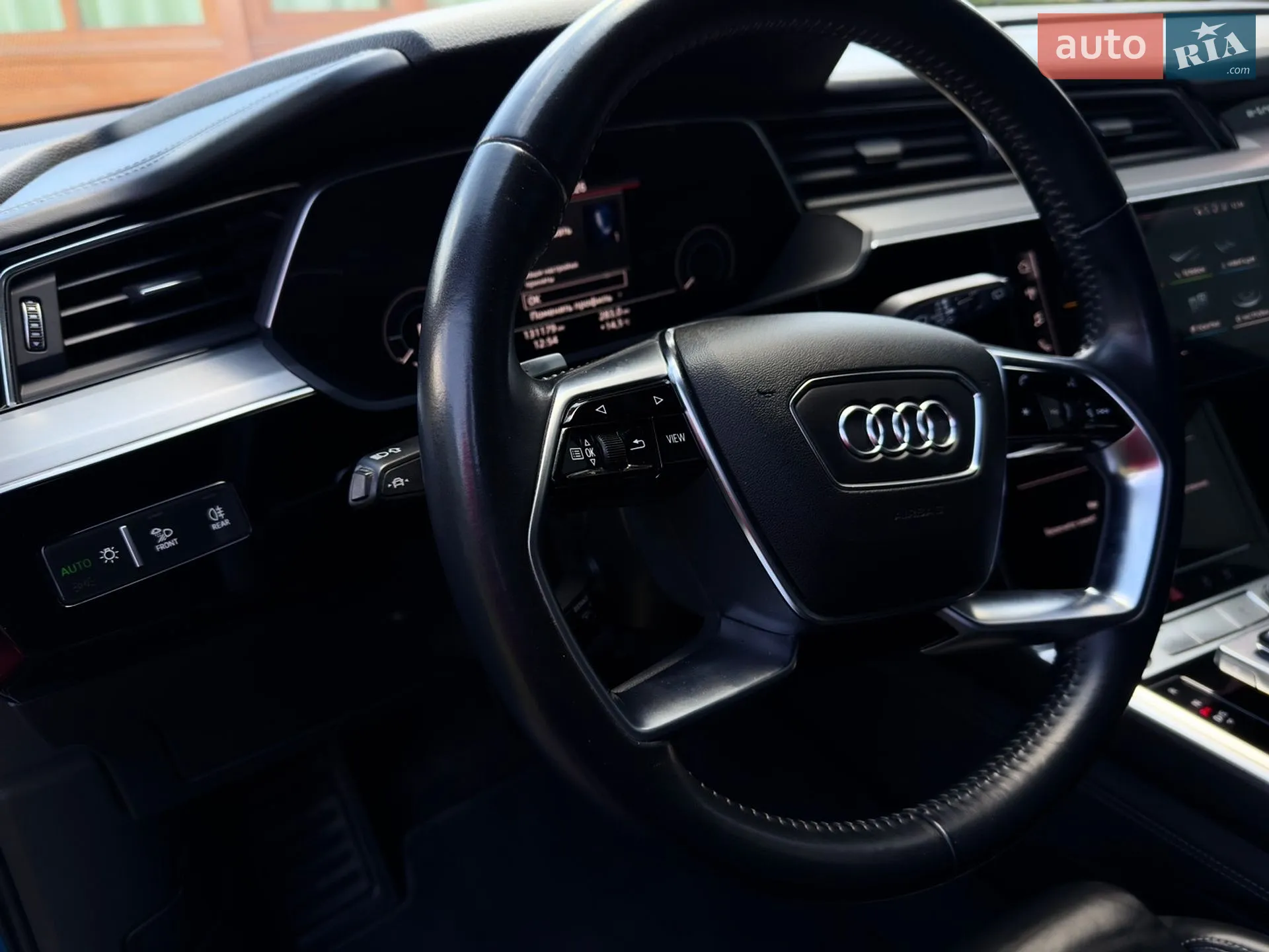 2019 Audi e-tron - мініатюра 17