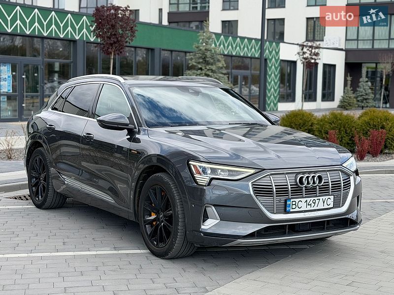 Внедорожник / Кроссовер Audi e-tron 2019 в Городке